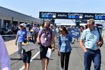 Pit Lane Walk VIP VILLAGE™